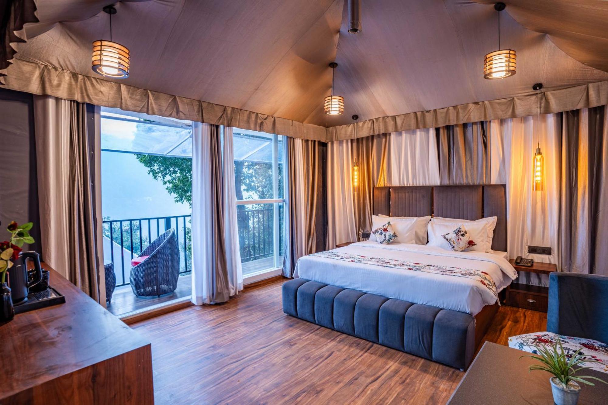 The Whispering Oaks Hotel Nainital Luaran gambar
